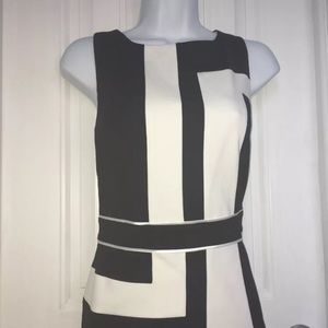 NWT White House Black Market colorblock top sz 4